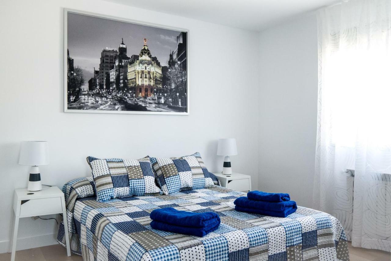 Ever House IFEMA Mar de Cristal Madrid Buitenkant foto