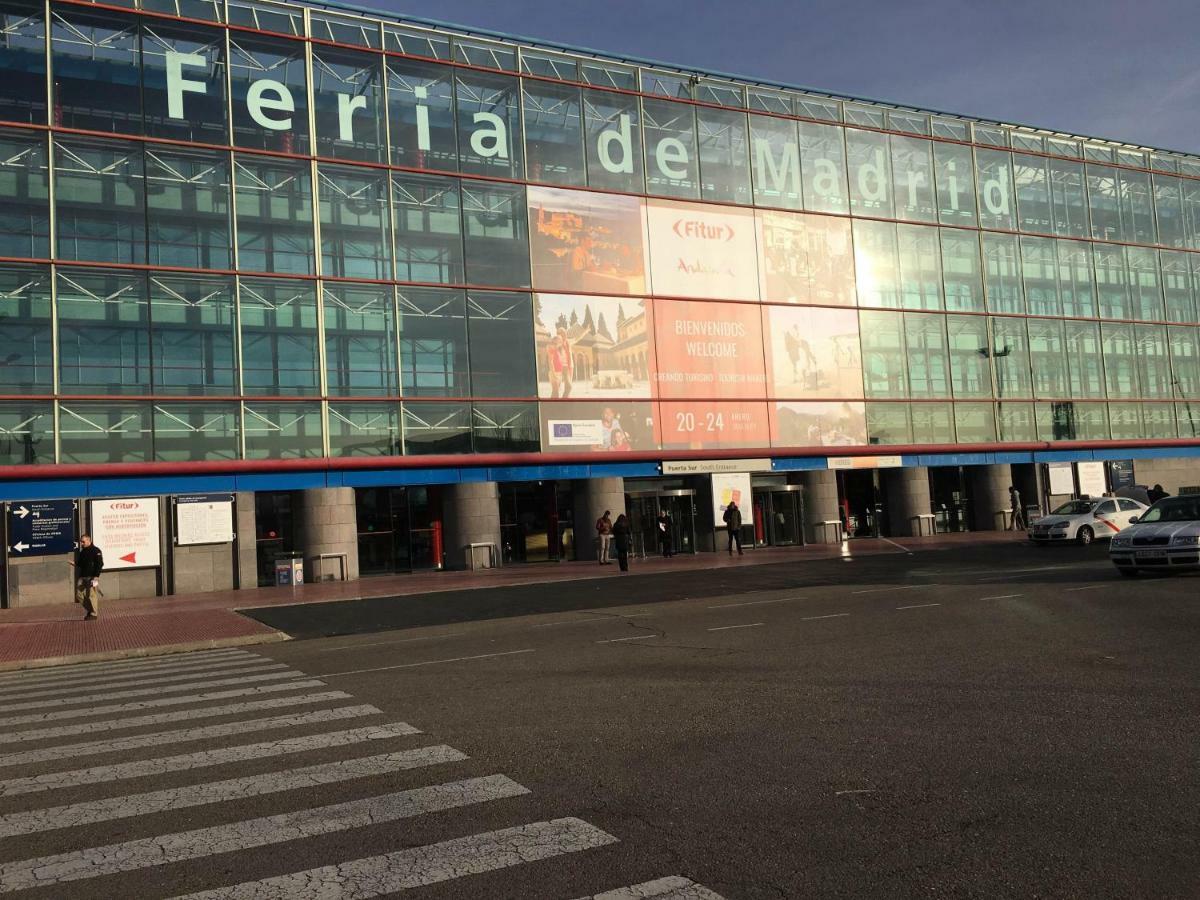 Ever House IFEMA Mar de Cristal Madrid Buitenkant foto