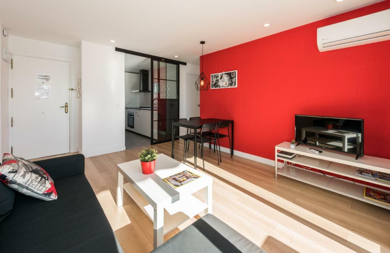 Ever House IFEMA Mar de Cristal Madrid Buitenkant foto