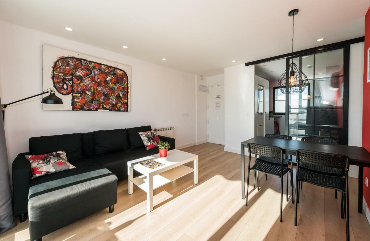 Ever House IFEMA Mar de Cristal Madrid Buitenkant foto