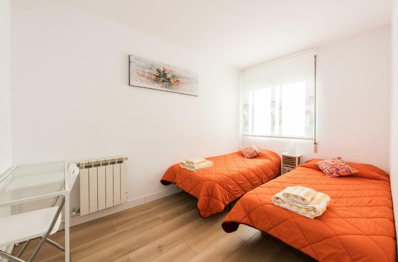 Ever House IFEMA Mar de Cristal Madrid Buitenkant foto