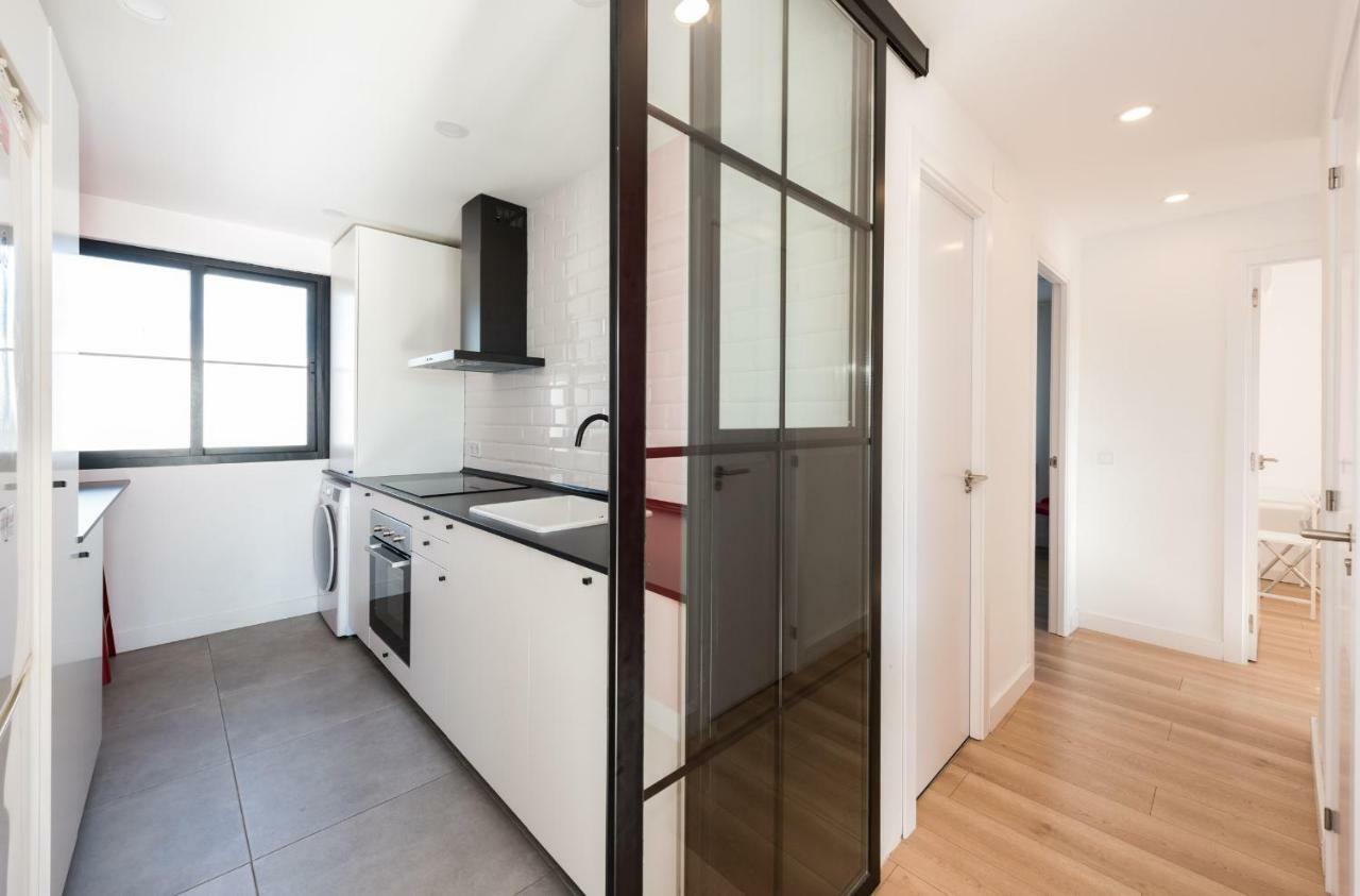 Ever House IFEMA Mar de Cristal Madrid Buitenkant foto