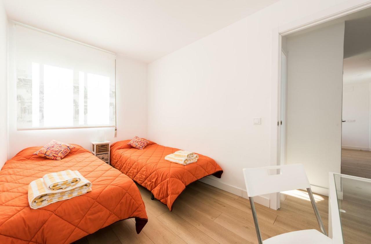 Ever House IFEMA Mar de Cristal Madrid Buitenkant foto