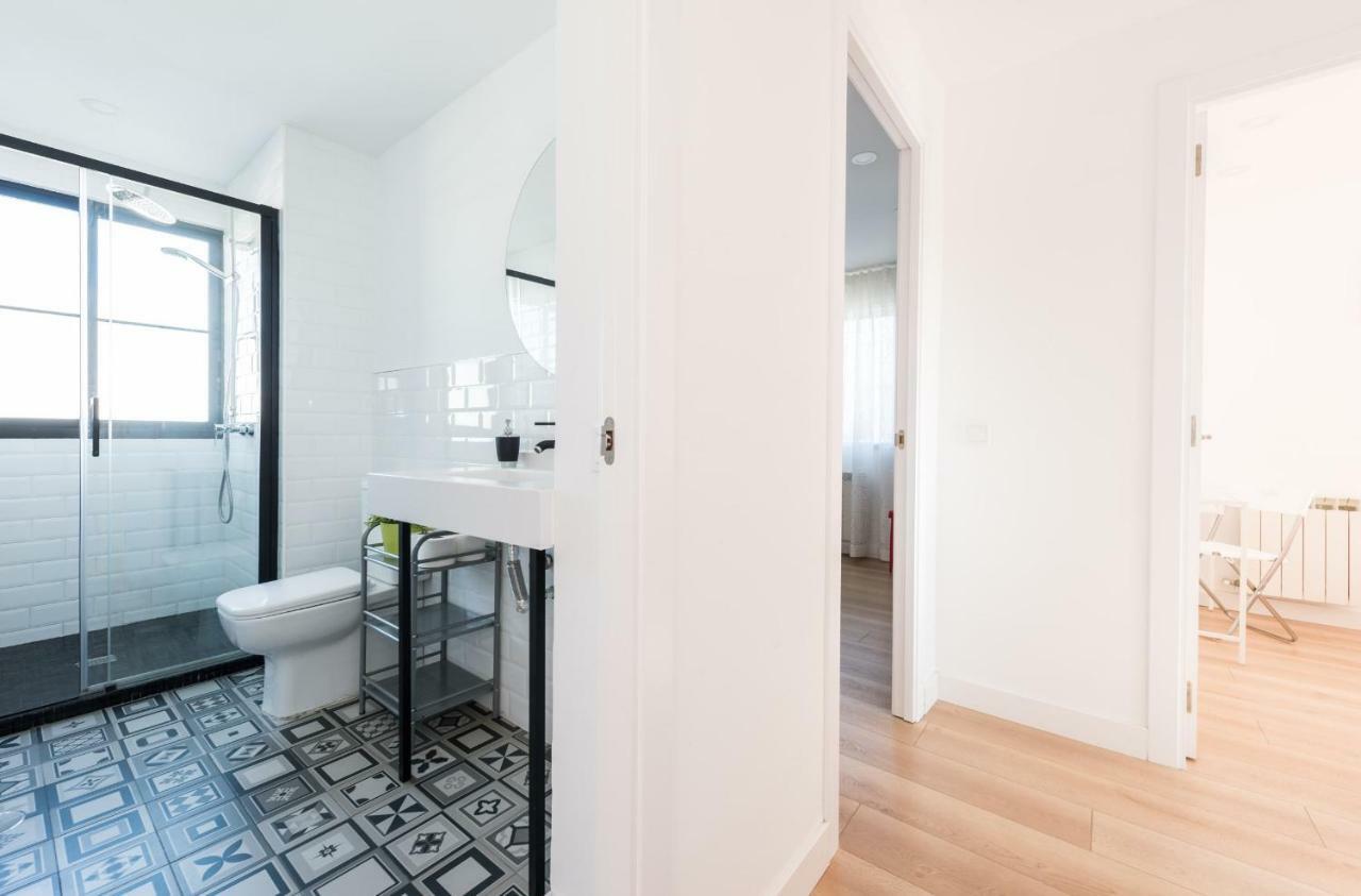 Ever House IFEMA Mar de Cristal Madrid Buitenkant foto